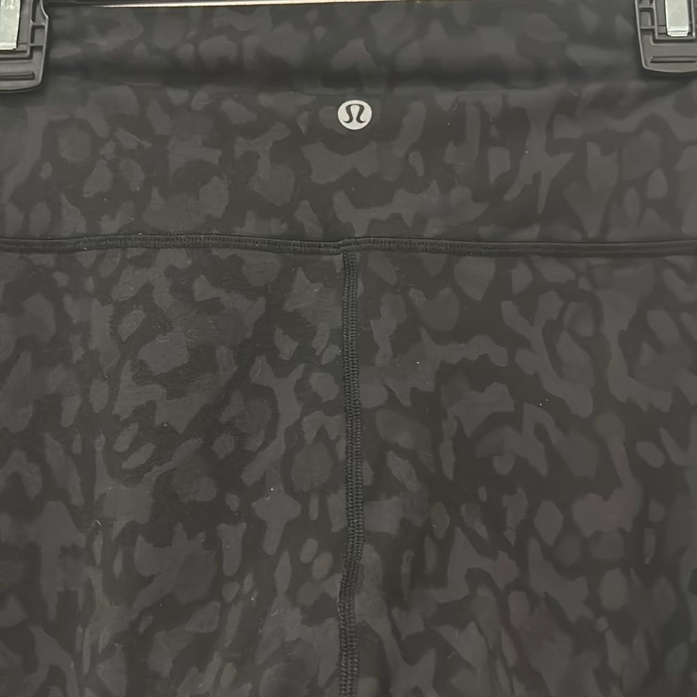 Size 6 Lululemon Leggings 7/8